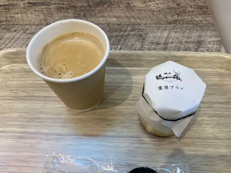 ベーカリー泉プリンとコーヒー