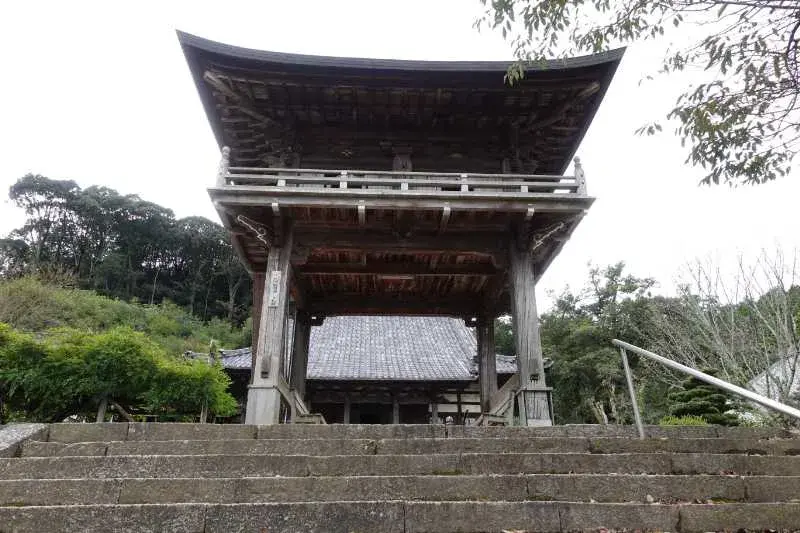 法蔵寺山門