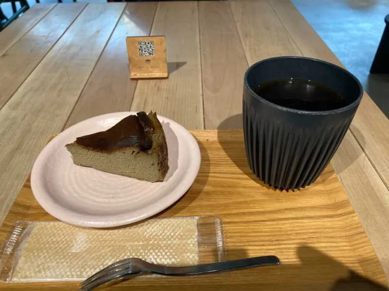 fab-cafe-cake