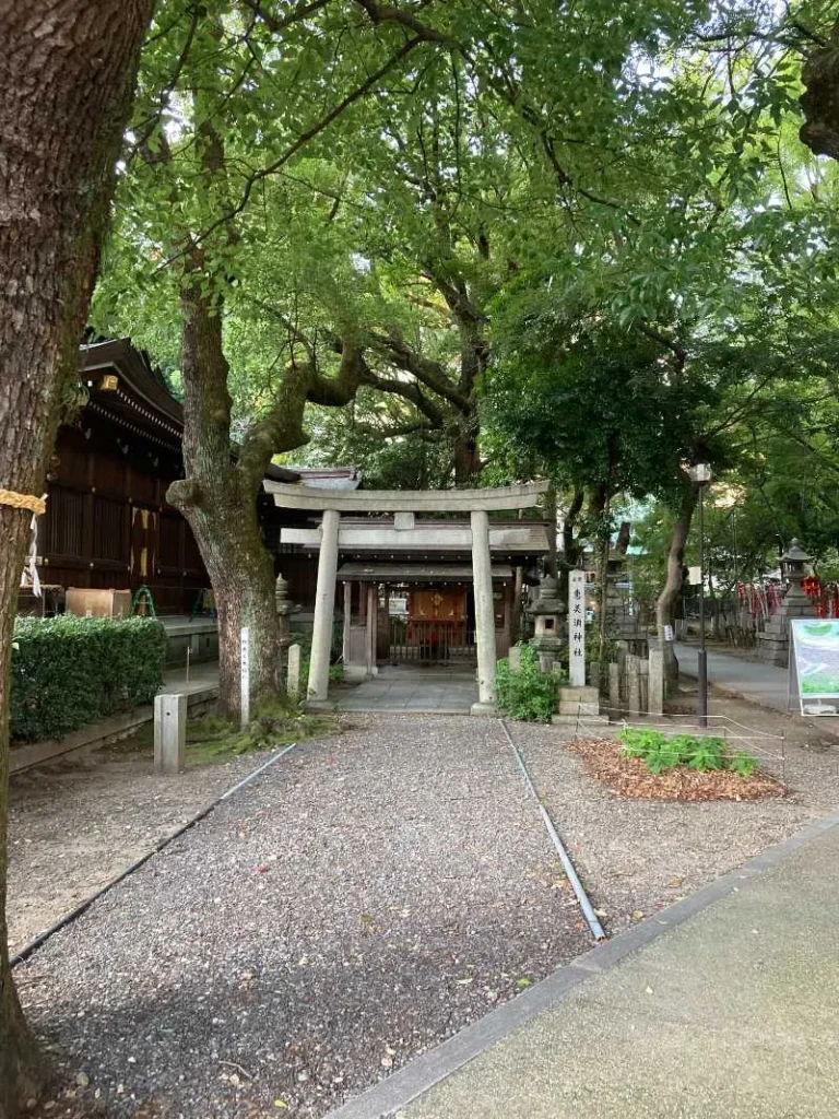 若宮八幡社鳥居2