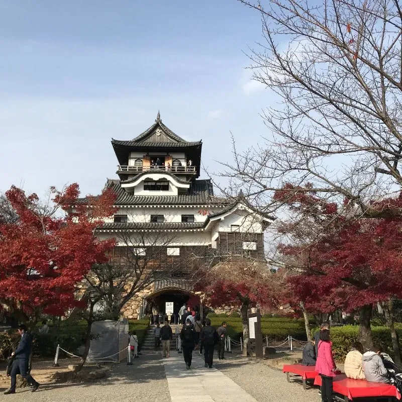 inuyama castle entrance