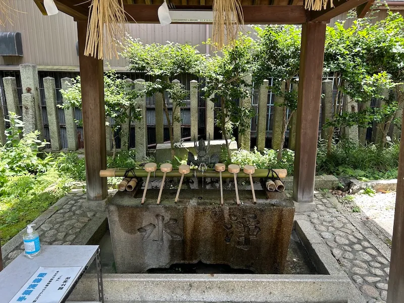 富士神社水