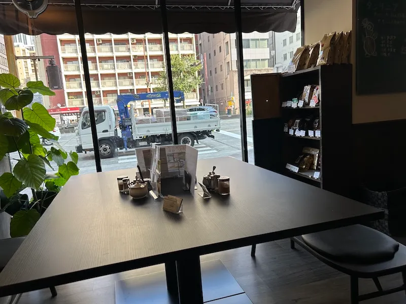 加藤コーヒーテーブル