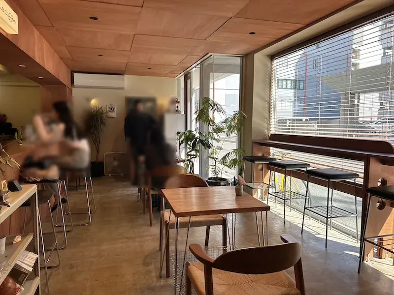 260319groove coffee inside